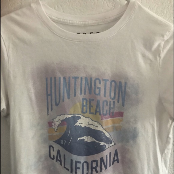 Huntington Beach tee🧜🏼♀️ - Picture 1 of 2